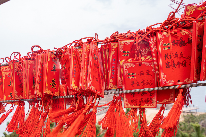 青岛崂山巨峰九水一日游，崂山巨峰好玩还是北九水好玩